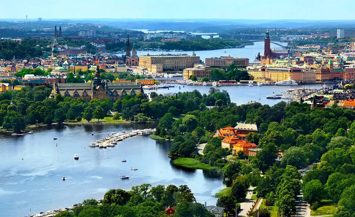 Flygvy över Djurgården och Stockholms skärgård